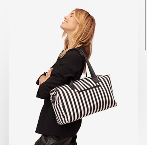 Alice + Olivia Bags Nwt Alice Olivia Black And White Fabfitfun